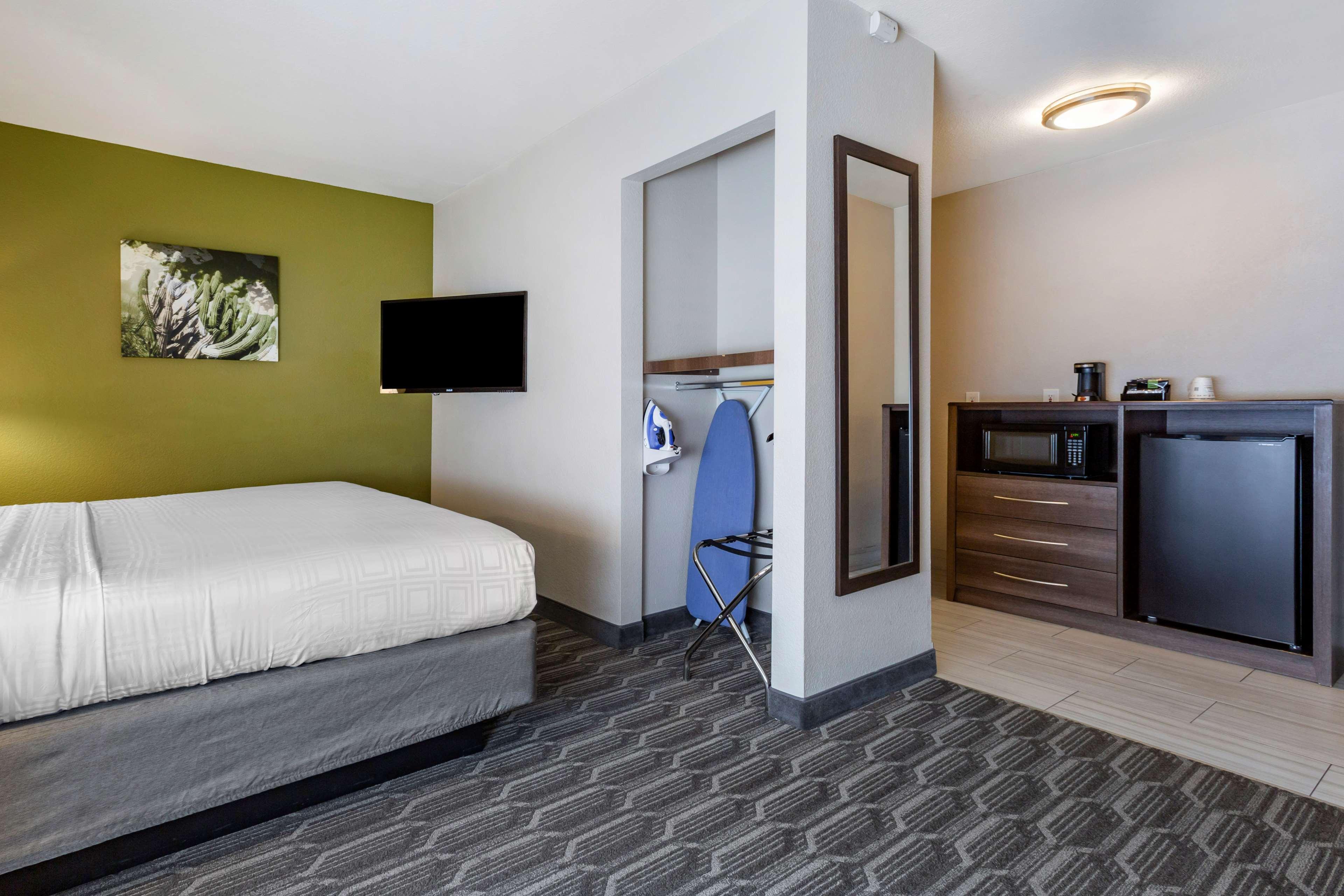 Best Western North Phoenix Hotel Bagian luar foto